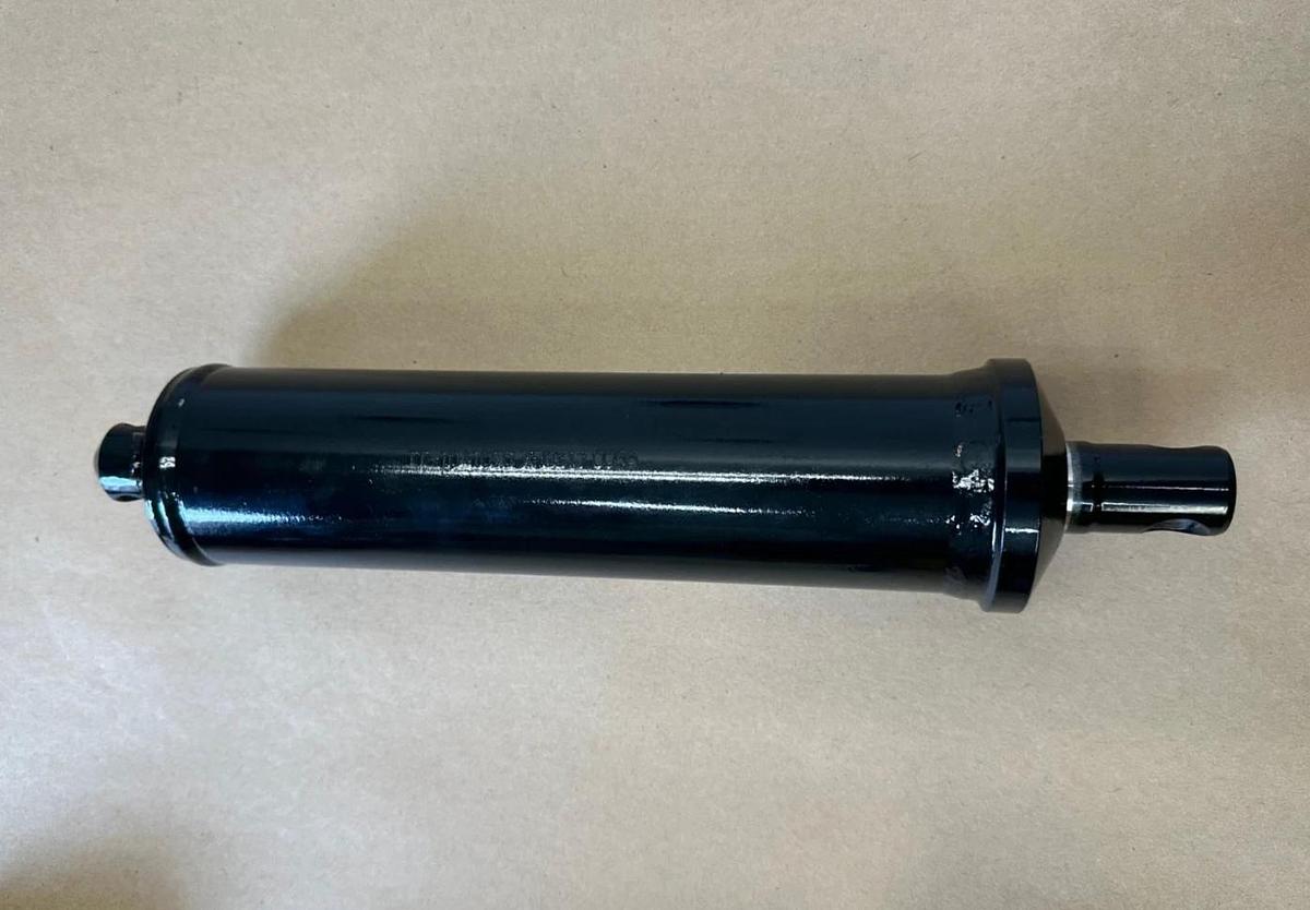 Used TT-1041090 Cylinder *NEW*