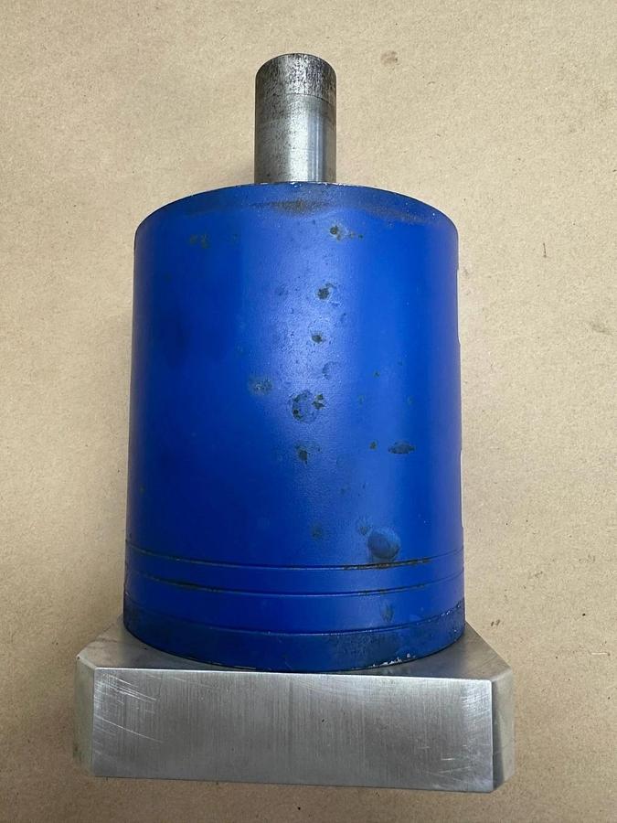 Used Wittenstein 120-MO2-25 Gear Reducer