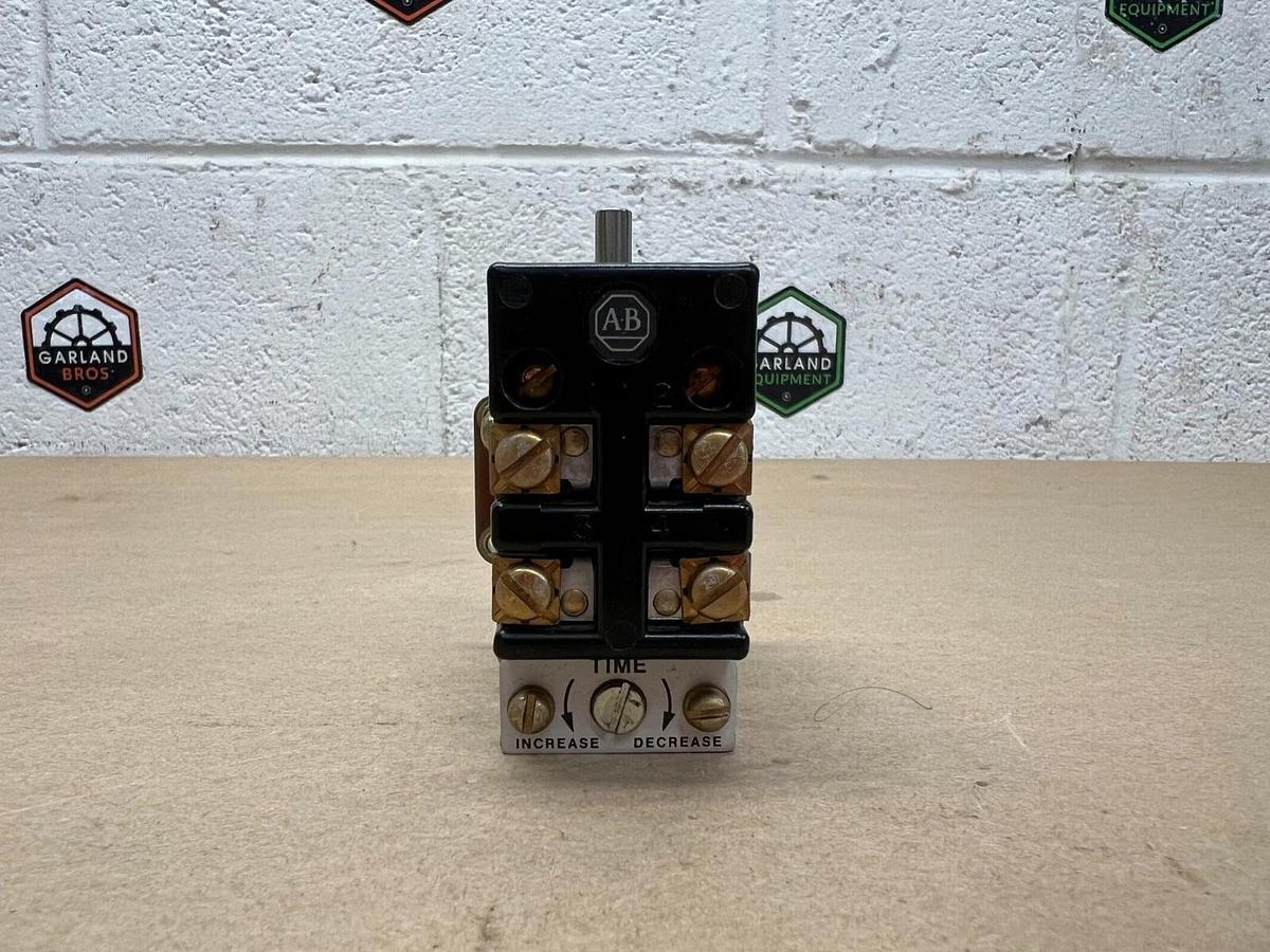 Used Allen Bradley 1496-N1 Ser. B N.O-N.C. Contact 1/20-180 Seconds