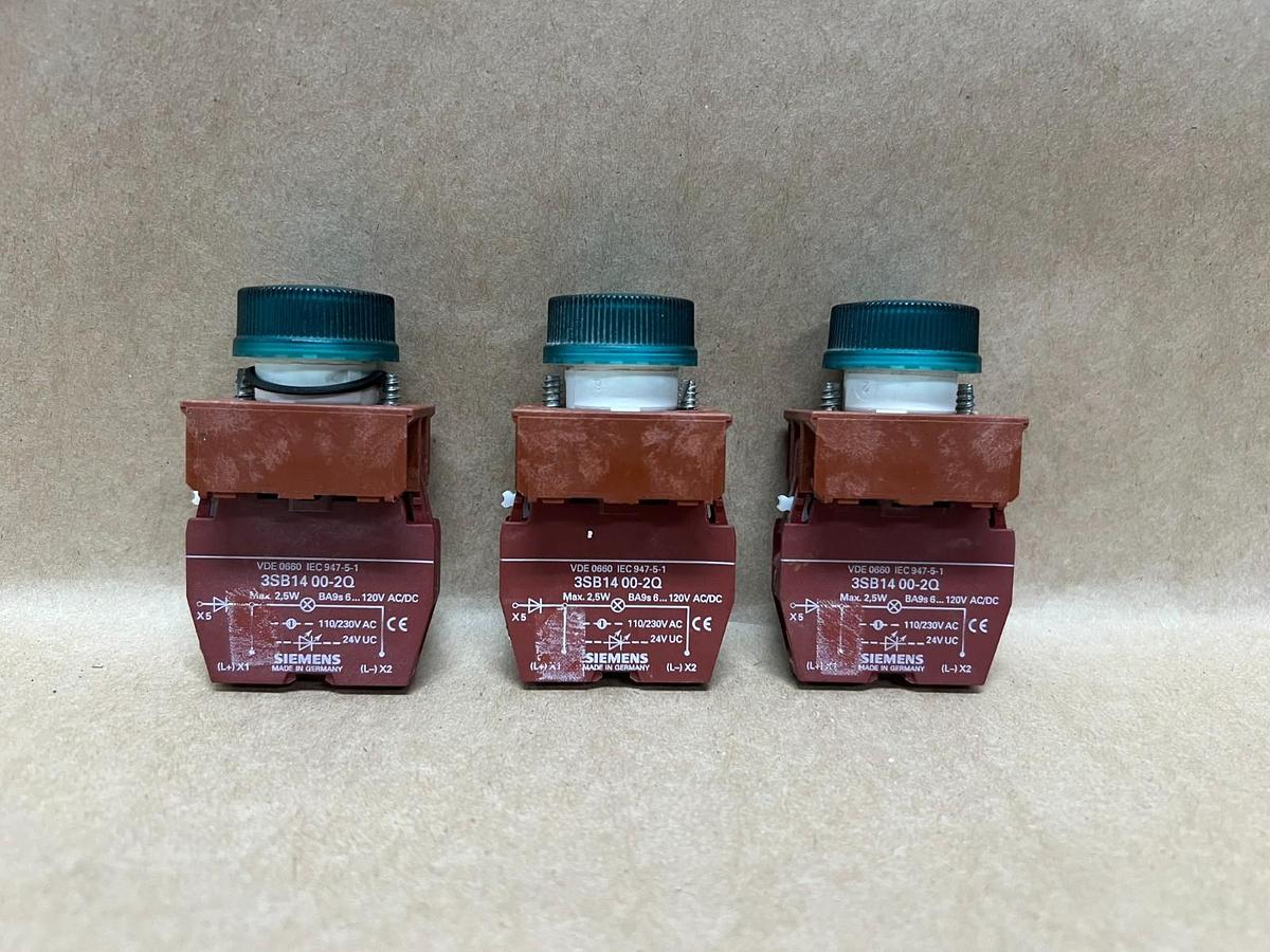 Used Siemens 3SB1400-2Q Green Button Contact Block - Lot of 3