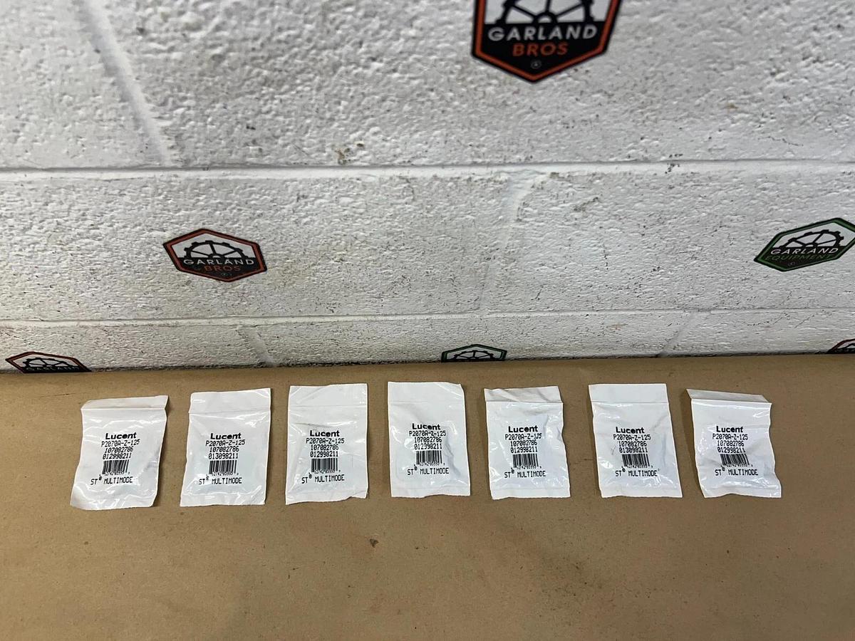 Used Lucent P2070A-Z-125 ST Multimode Fiber Connectors - Lot of 7