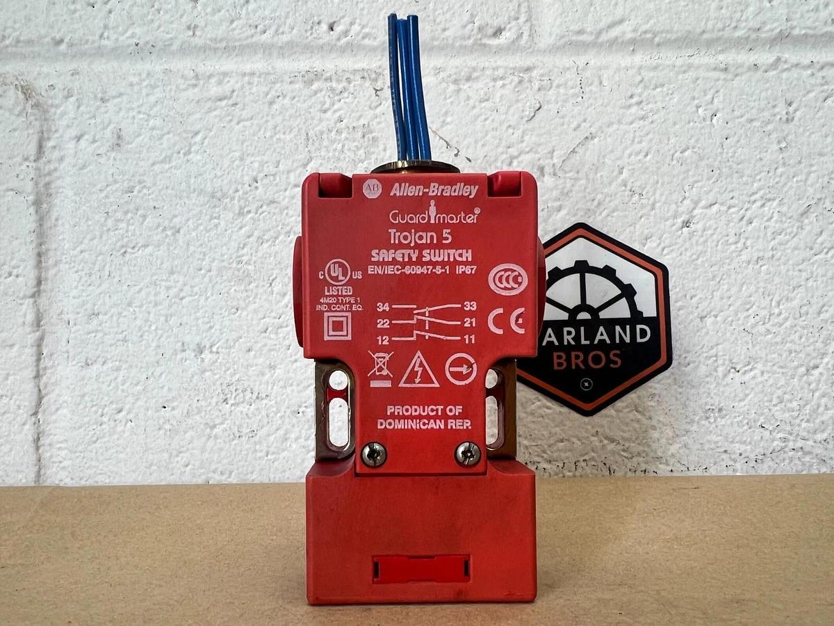 Used Allen Bradley EN/IEC-60947-5-1 IP67 Trojan 5 Safety Switch