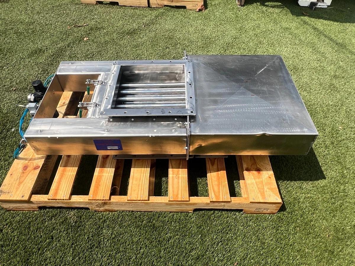 Used Puritan Magnetics Inc 12" POW-R-Clean Ser ND21212POW-R Stainless Drawer Magnet