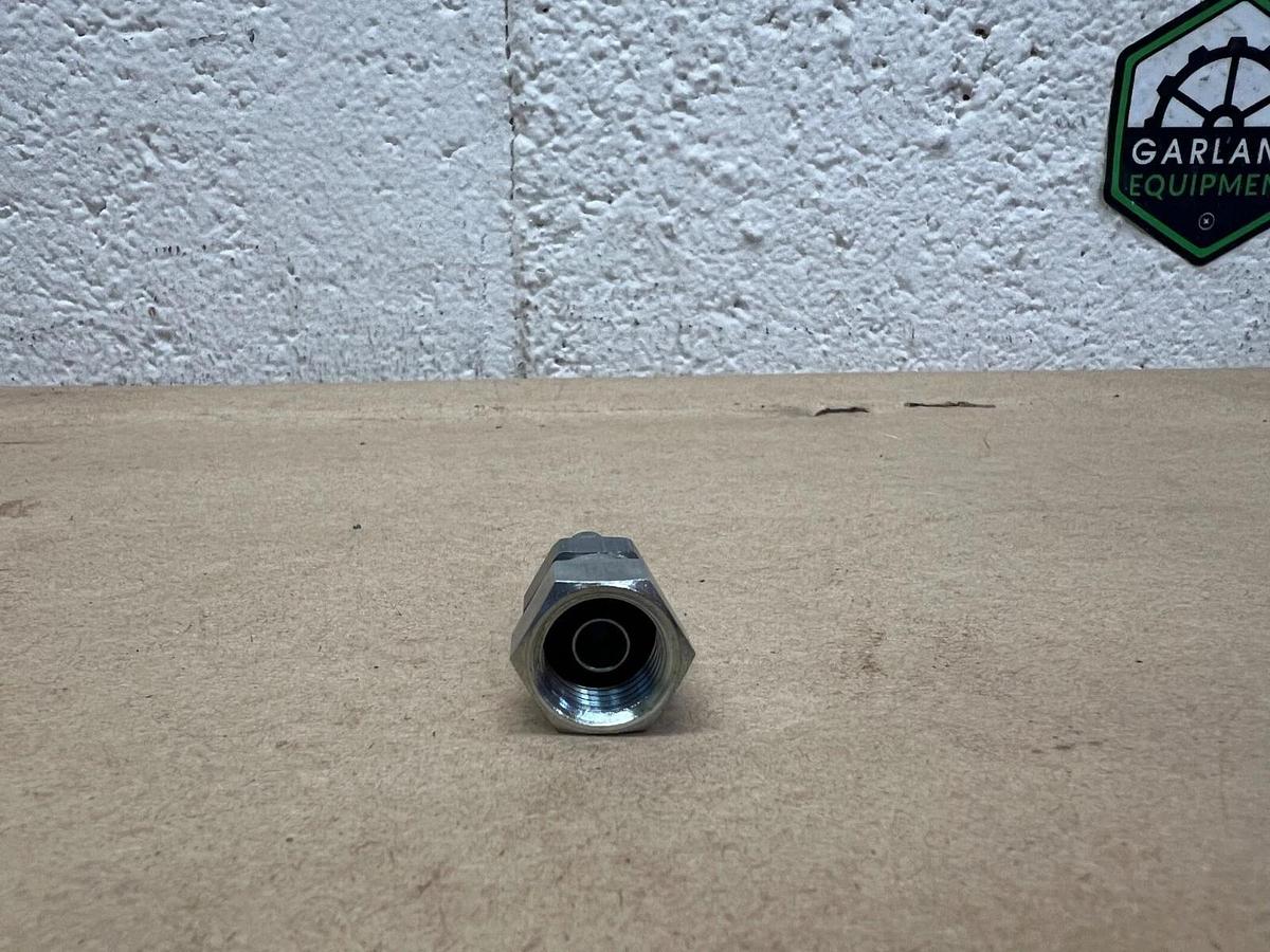 Used Binks 72-1687 1/4 SW CONN X 1/4 ID NYL Swivel Fitting w/ Spring Guard