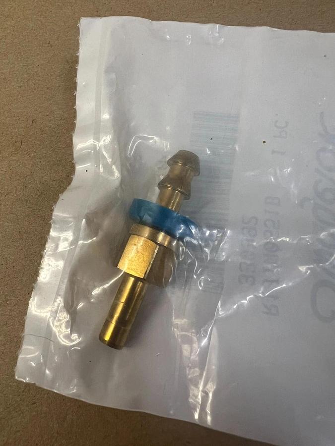 Used Swagelok B-PB4-TA4 Multi-Purpose Push-On Hose End Connection, 1/4" Hose Size (2)