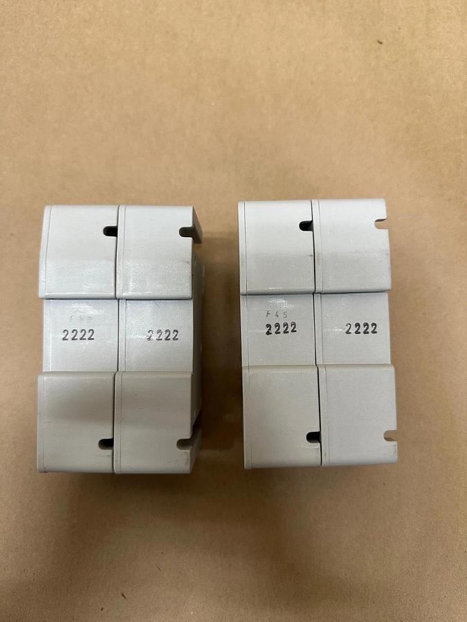 Eaton Bussmann CH30J2I 2 Pole 30A Class J Fuse Holder - Open Box of 2 *NEW*