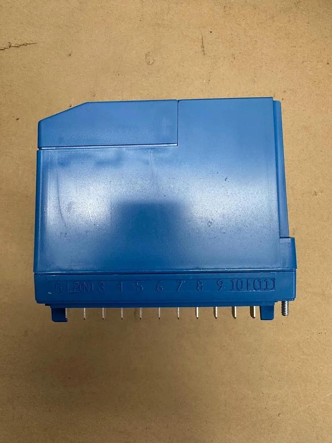 Used Honeywell RM7897A2002 Automatic Programming Control *NEW*