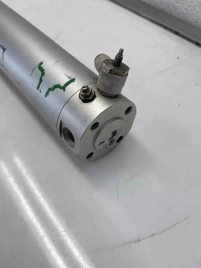 Used SMC CDG1BA50-400 Air Cylinder, Single Rod, 145 PSI, Max Press 1.00 MPa