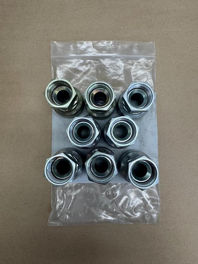 Used Eaton Lot of TTC12 Hose Crimp Fittings, 8 Total, (2) TTC12, (6) T-12