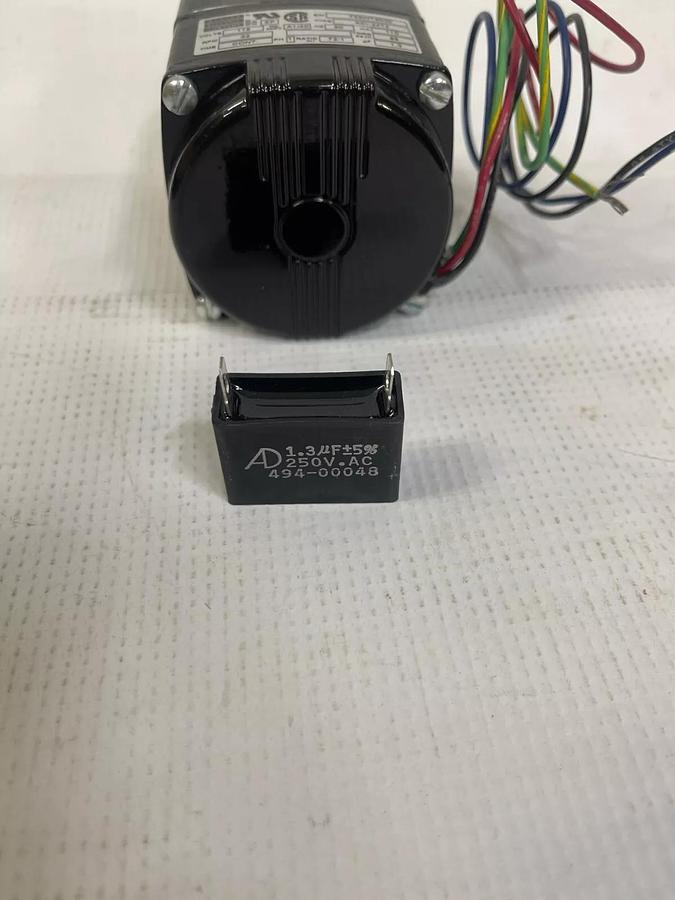 Bodine Electric Comp. KCI-24T4 1 PH Gear Motor 115 Volts 60 Hz