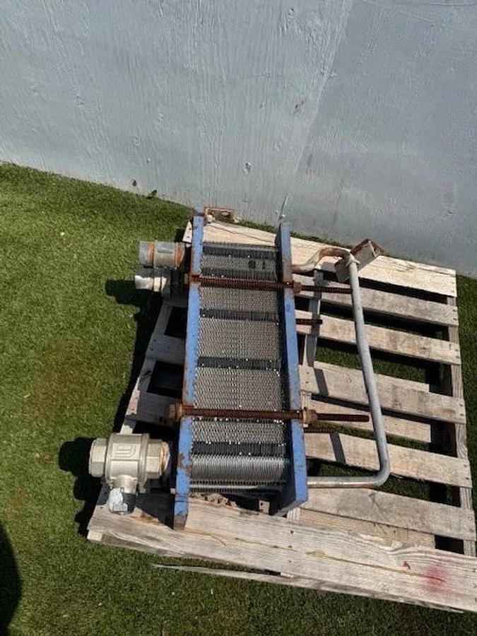 Used Hintec M6-MFGL/67/316/-0.5/NBR-B Gasketed Plate Heat Exchanger