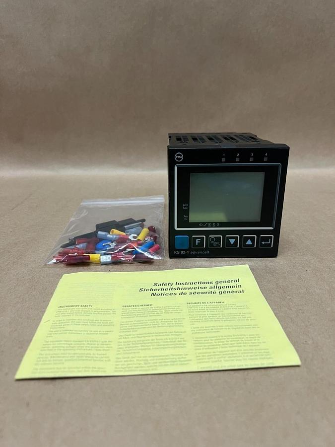 PMA KS92-102-0009E-000 Industrial Temperature Controller, PRL: 1/5.1