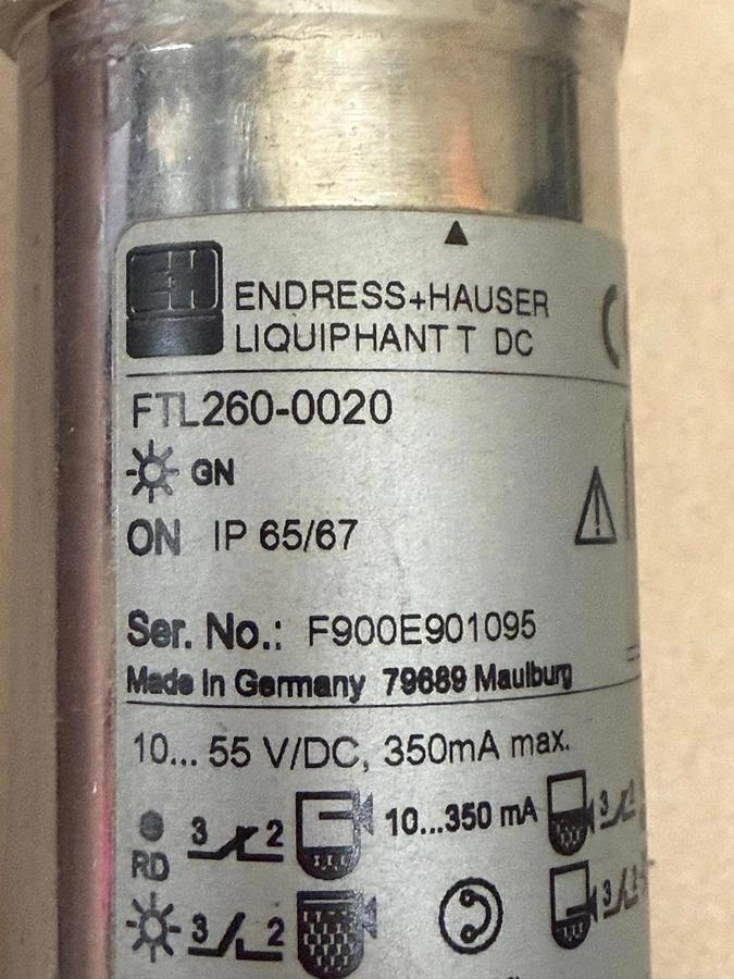 Used Endress Hauser FTL260-0020 Liquiphant T Vibronic Point Level Switch