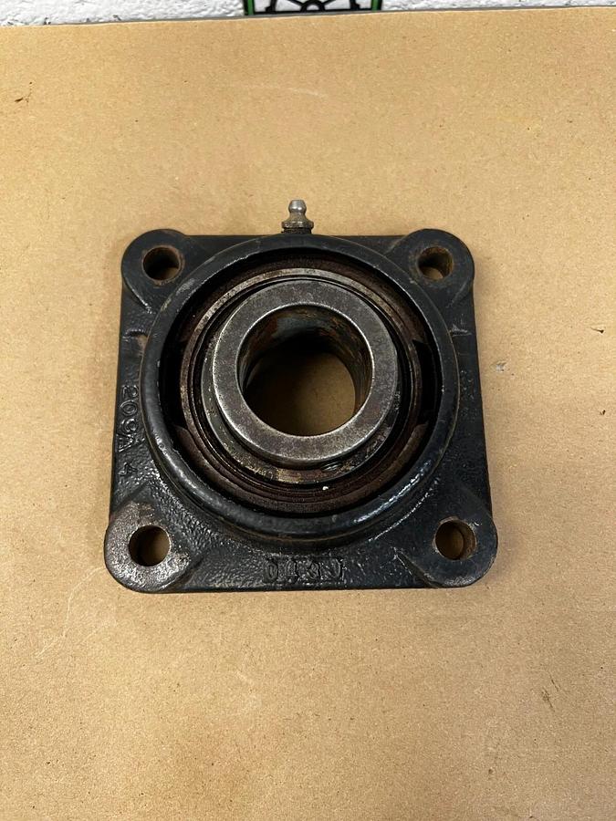 Used SKF 043J Bearing