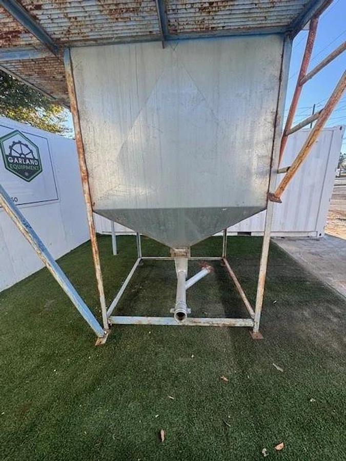 Used Industrial Hopper 60”x60” Top Inlet, 8.5”x8.5” Outlet, 43° Slope, 195' Sq Hopper