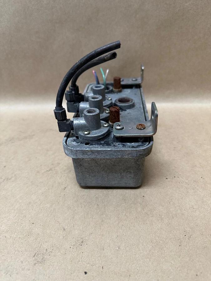 Used Goyen RCAB-5V Watertight Enclosure 22 Watts, 100/120V