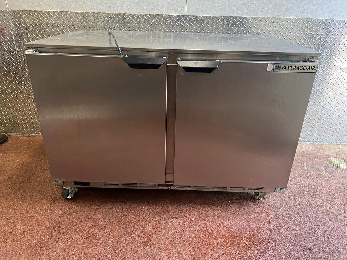 Used Beverage Air Corp. UCR48AHC-23 2-Door Lowboy Fridge Worktop Cooler