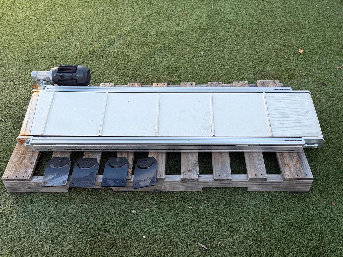 Used 65” Conveyor w/ TE FC 63M4B-40 H .24Hp Motor and Bonfiglioli VF44 P1 P63B14 Gear