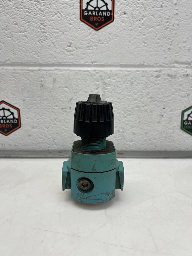 Used Wilkerson R16-02-000 Regulator