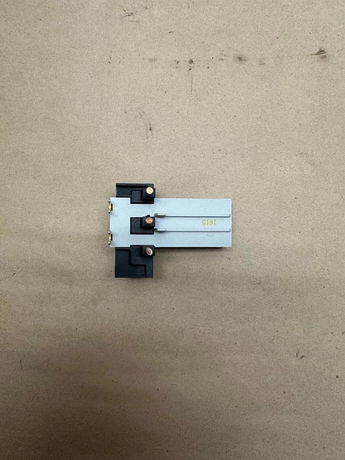Used Allen Bradley 140m-F-PKC37 Connecting and Coil Module