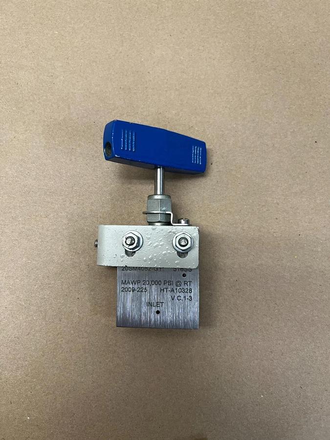 Used Autoclave Engineers 20SM4082-GY Low Pressure Needle Valve