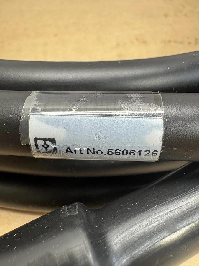 Used Phoenix Contact RAD-CAB-PFP600-25 Contact Antenna Cable *NEW*