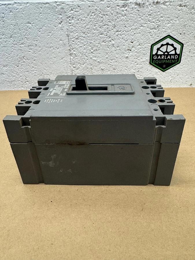 Used Westinghouse HFB3020L Circuit Protector, 20 Amp, 3 Pole, 600 VAC