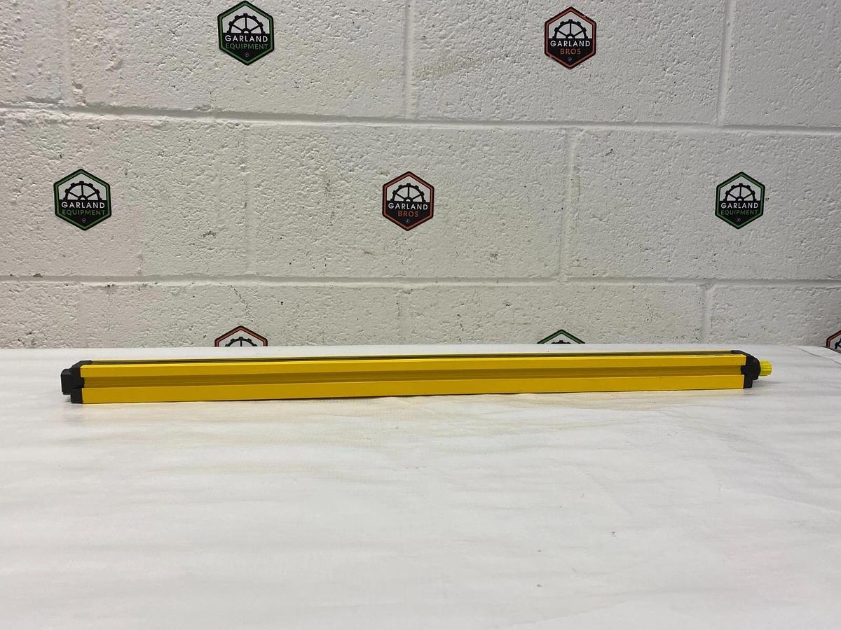 SICK CS20S-060103A11 C 2000 Safety Light Curtains