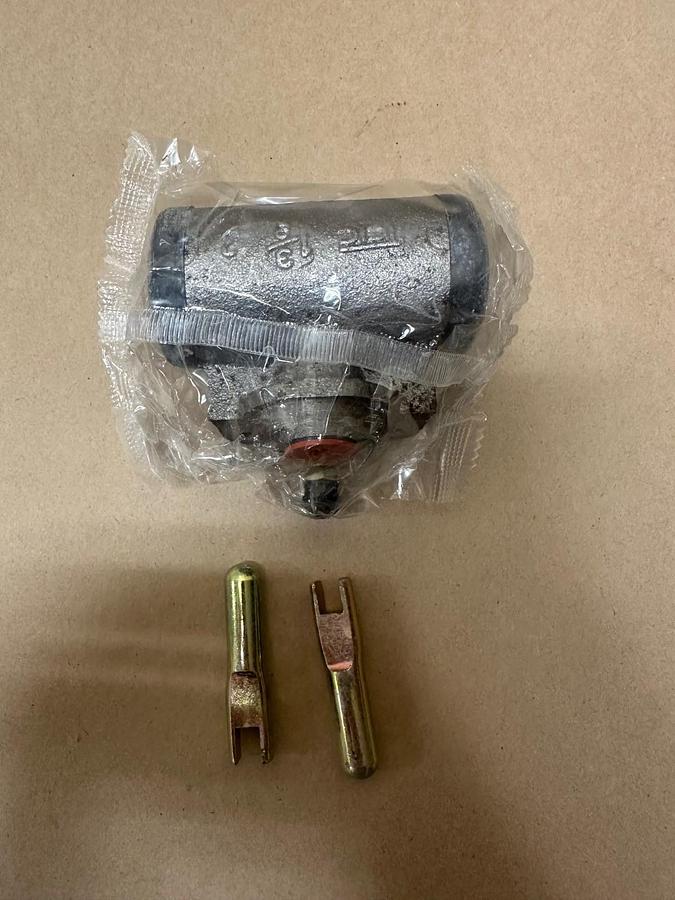 Used CAT 0971455 Wheel Cylinder *NEW*