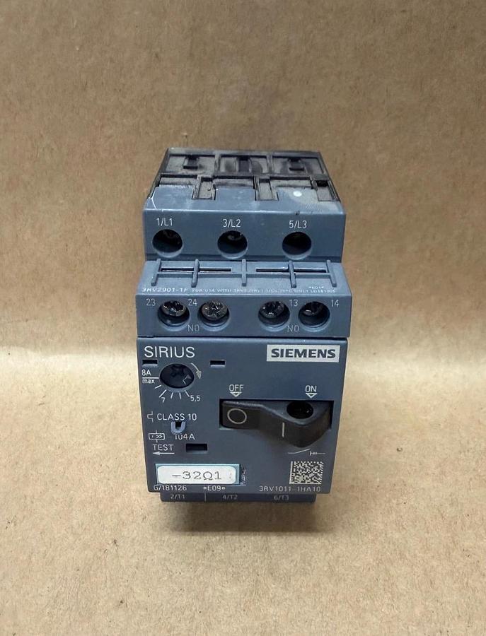 Used Siemens 3RV1011-1HA10 Circuit Breaker