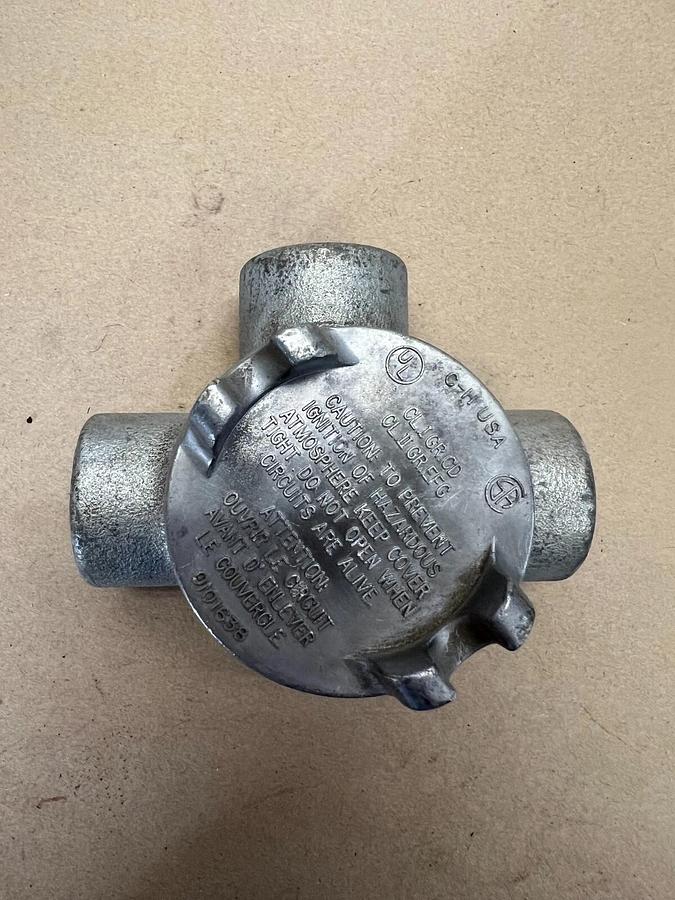 Used Crouse Hinds GUAT-24 3/4” Conduit Outlet Body