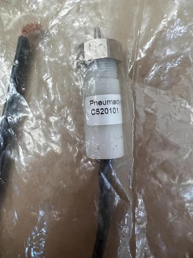 Used Pneumadyne Inc. C520101 Electric Switch
