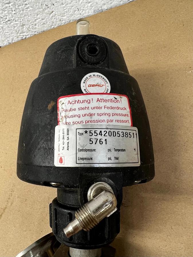 Used GEMU 55420D5385115761 Control Valve