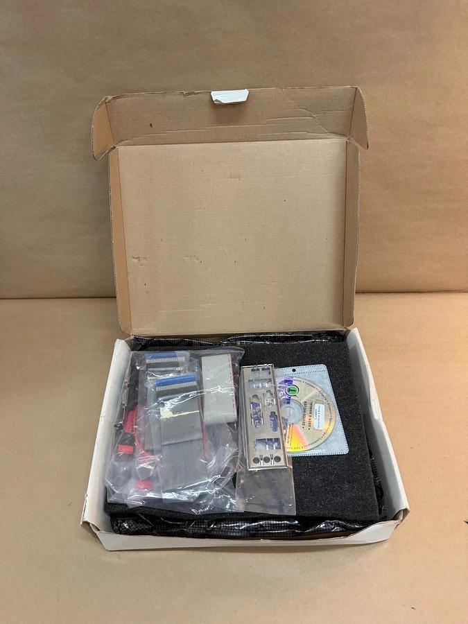 IBASE MB820F ATX Desktop PC Motherboard *NEW*