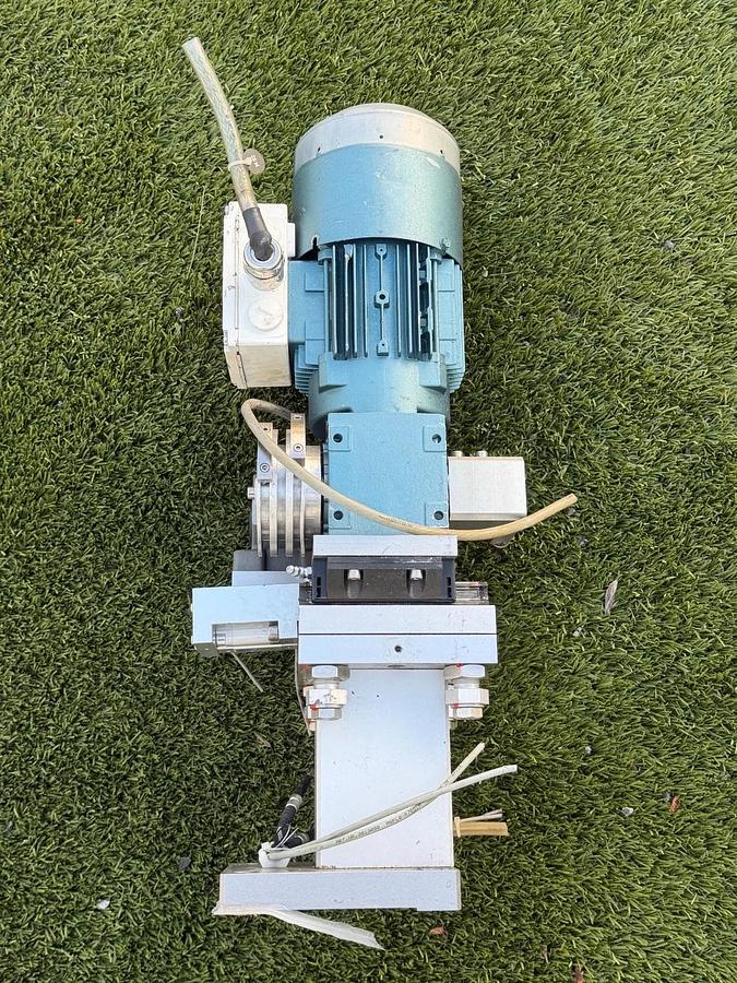 Used SEW-Eurodrive W20DT71D4BMG05HRTHES 0.5Hp Right-Angle Gearmotor