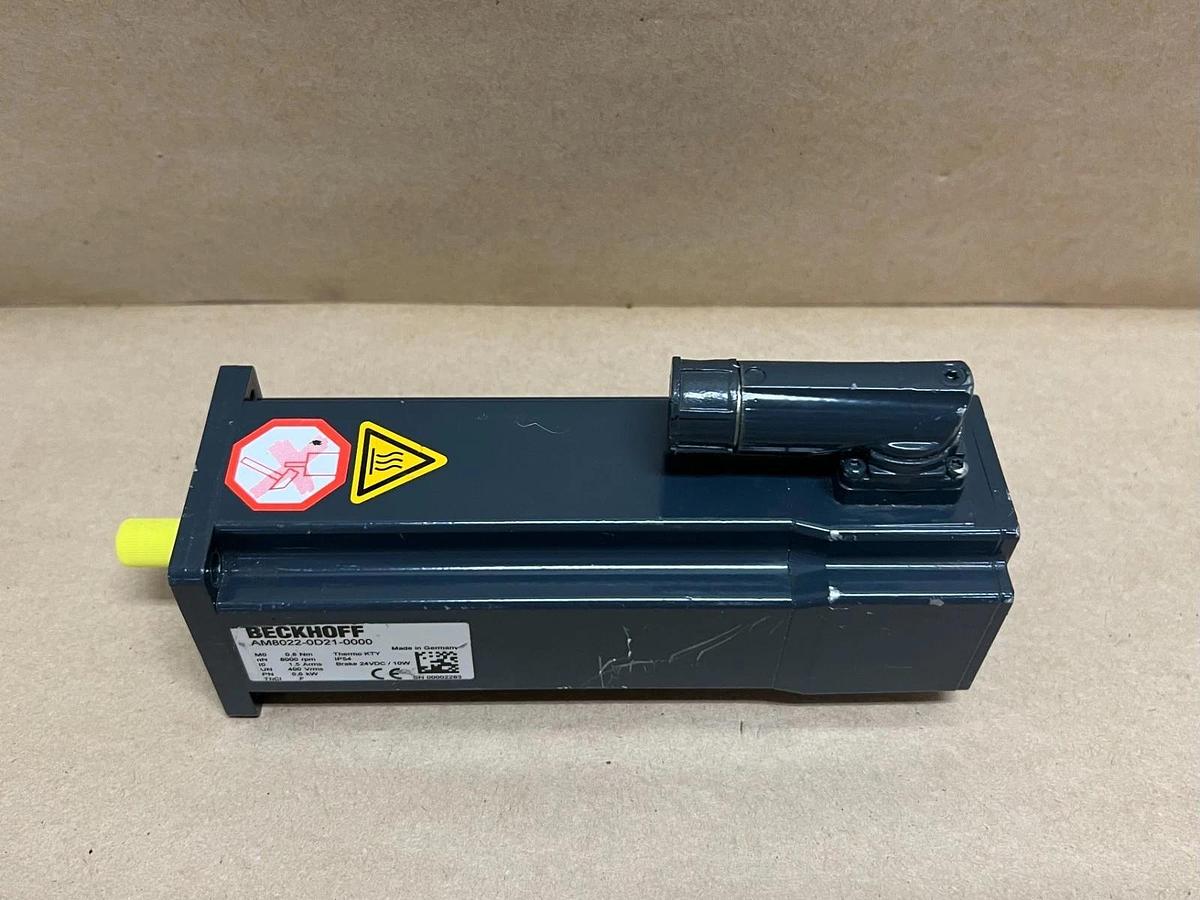 Used Beckhoff AM8022-0D21-0000 8000 RPM Brushless Servo Motor