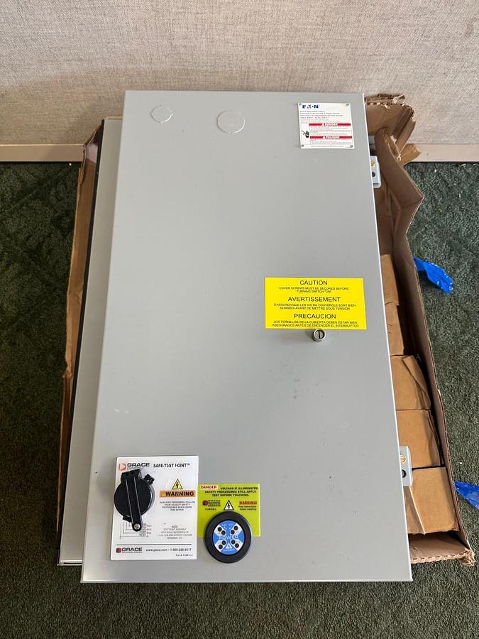 Used Eaton DEM364FDJA-00VT Heavy Duty Safety Switch, 200A, 600V, 60Hz *NEW*