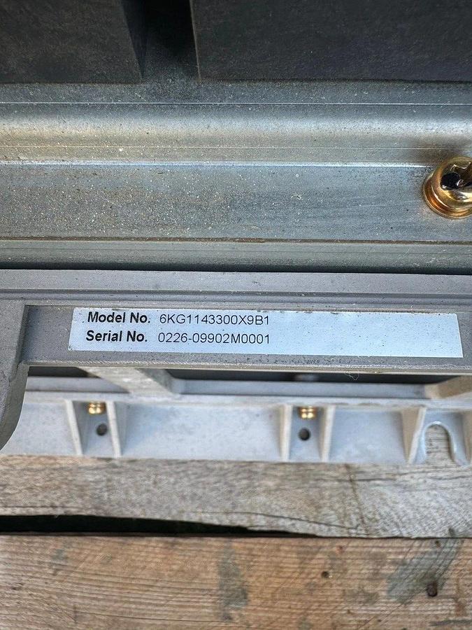 Used General Electric/ Fuji Electric 6KG1143300X9B1 VFD Drive 300Hp 380-460V, 3 Phase