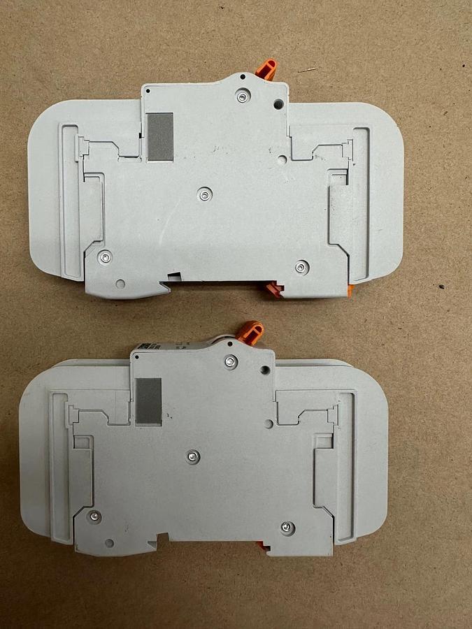 Used Phoenix Contact TMC 81C 10A Circuit Breaker - Lot of 2 *NEW*