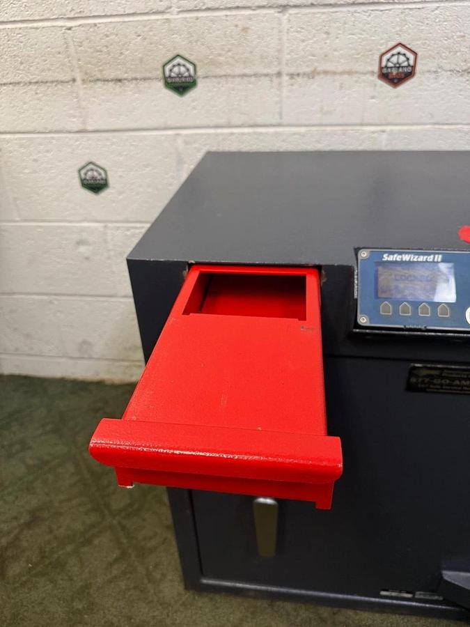 Used Amsec RMM2620SW-R Cash Management Safe Right Swing With Safe Wizard II