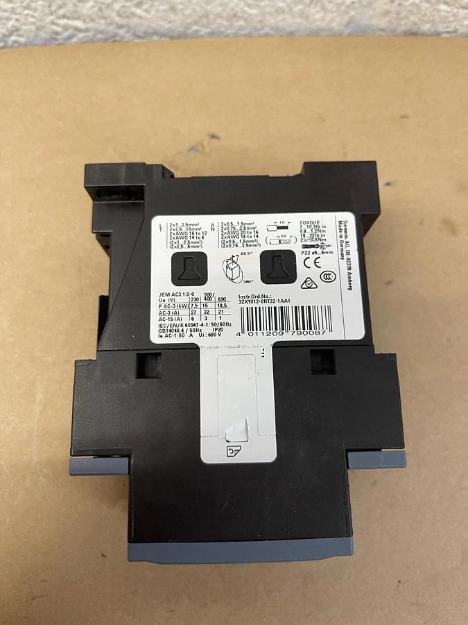 Used Siemens 3RT2027-1BB40 Power Contactor, Sirius, 24V