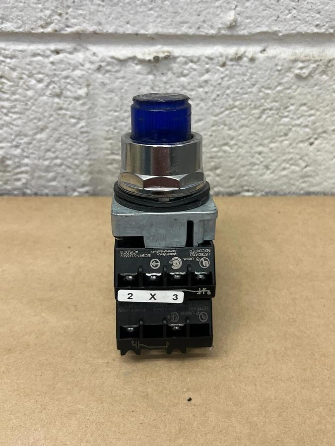 Used Siemens 52PT6D5AB Blue Push Button
