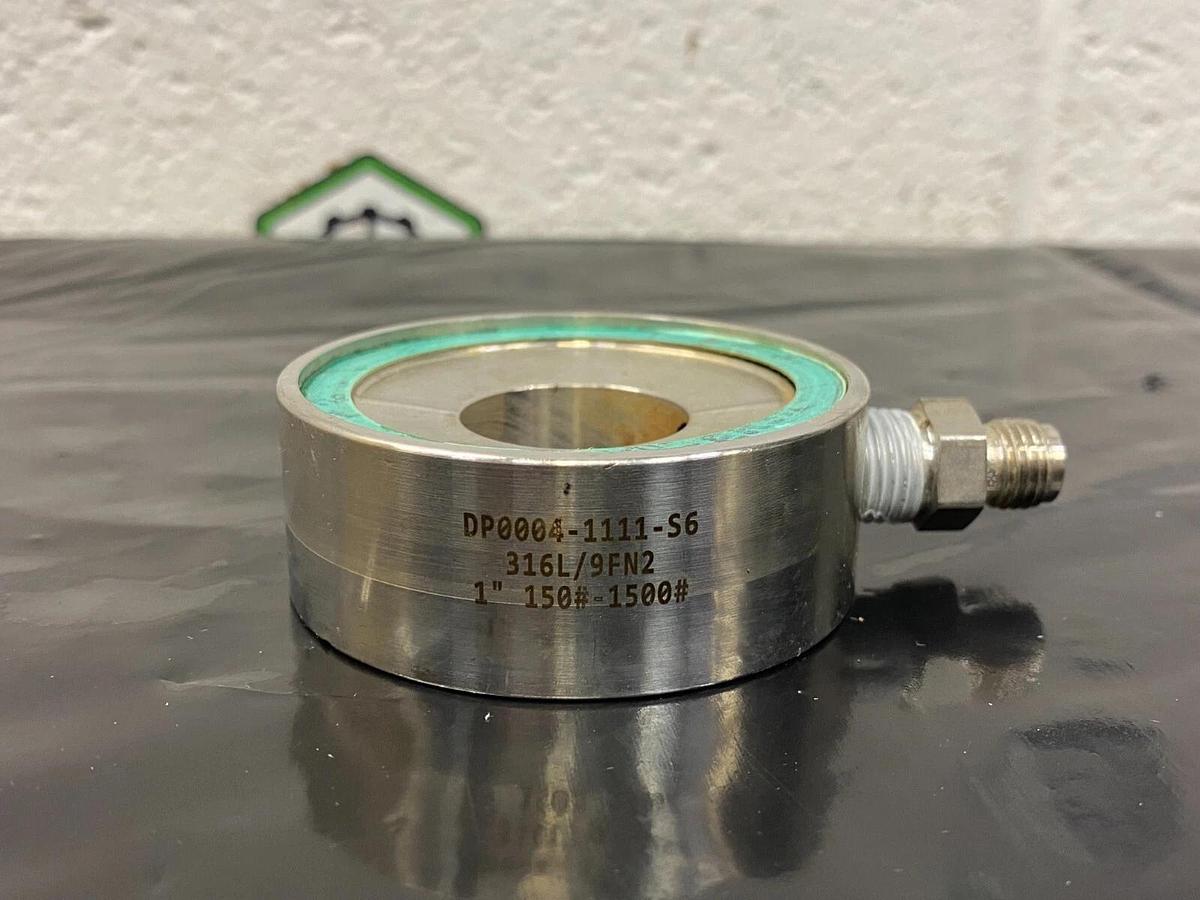 Used Rosemount DP0004-1111-S6 Pressure Transmitter Base