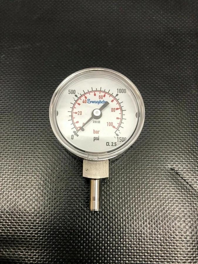 Swagelok PGI-50M-PG1500-LAQX, G.I. Gauge, Range: 0-1500 PSI