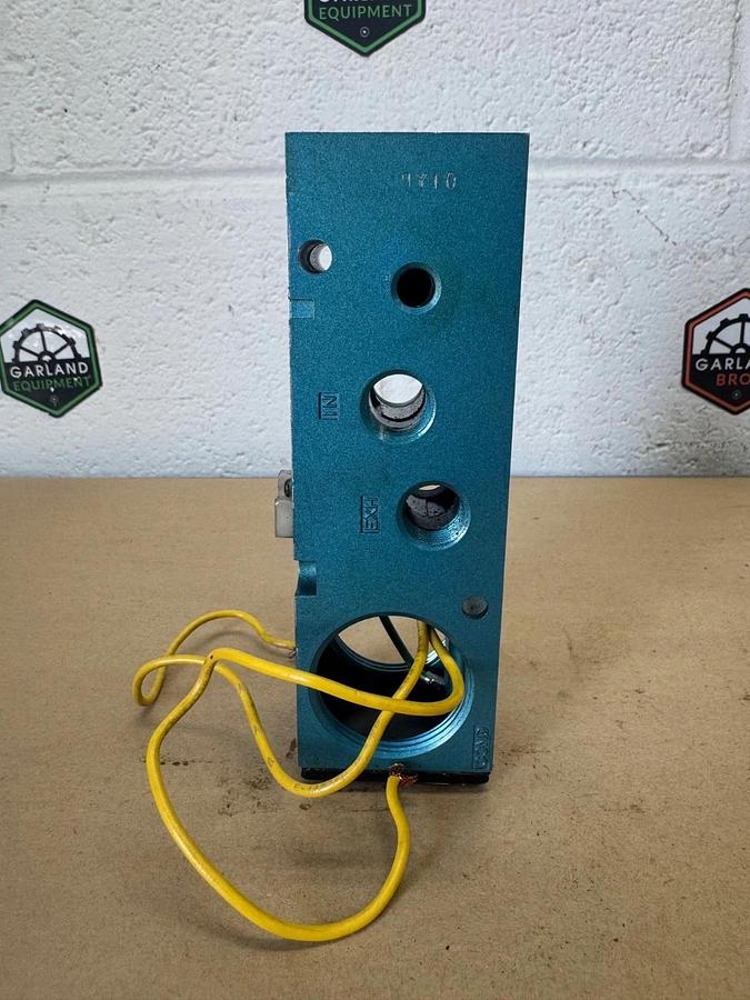 Used MAC 82A-0A-BKA-00-0006 Solenoid Valve