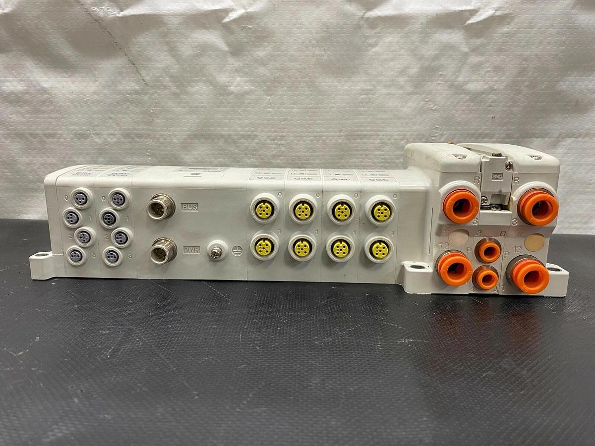 Used SMC EX250-SDN1 w EX250-IE3 (2 Count), EX9-OET1 (4 Count) and VQ2401N-5B