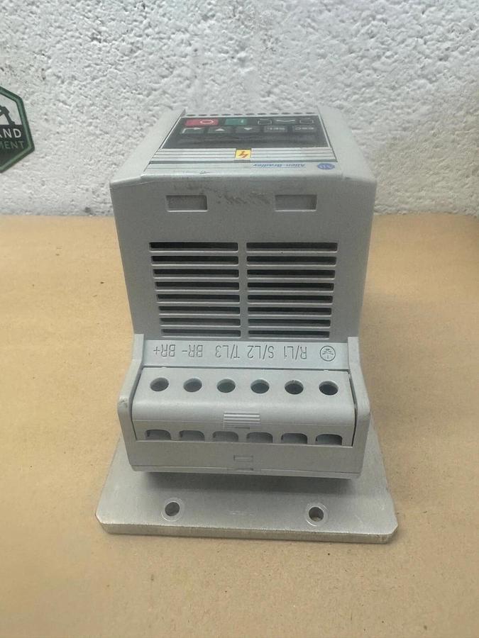 Used Allen Bradley 160-BA06PSF1 Analog S.F. Series C, 380/460V, 2.2kW/ 3 HP