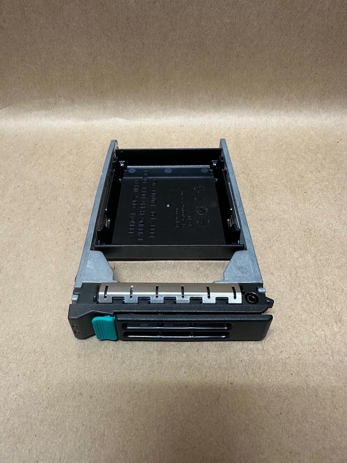Used Intel FXX25HDDCARSPP 2.5” Drive Carrier *NEW*