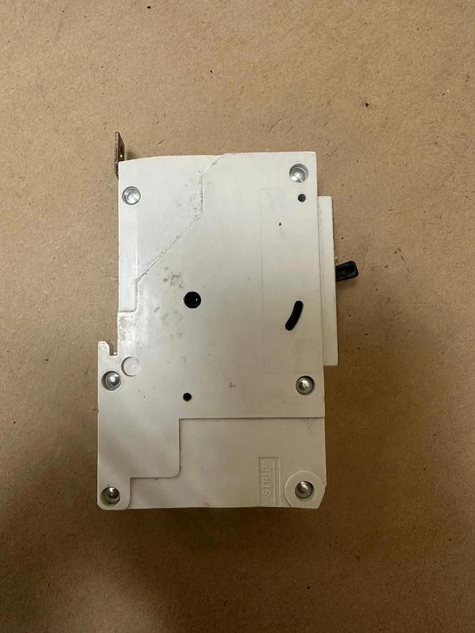 Used Siemens NGB1B020 20A 1 Pole Circuit Breaker