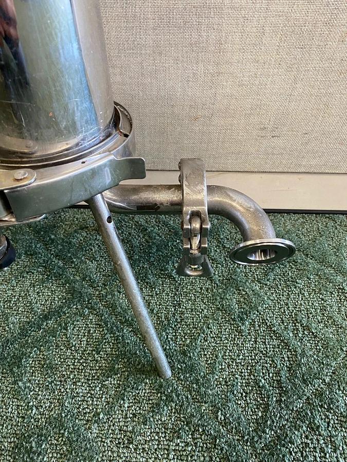 Used Domnick Hunter VSL013BTC SS Filter Housing Design Temp 145°C, Pressure 7.7 Bar.G